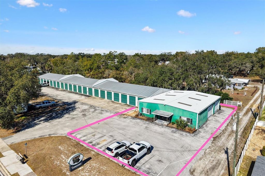 Photo of 2400 South Street, Leesburg, FL 34748 (MLS # G5107074)