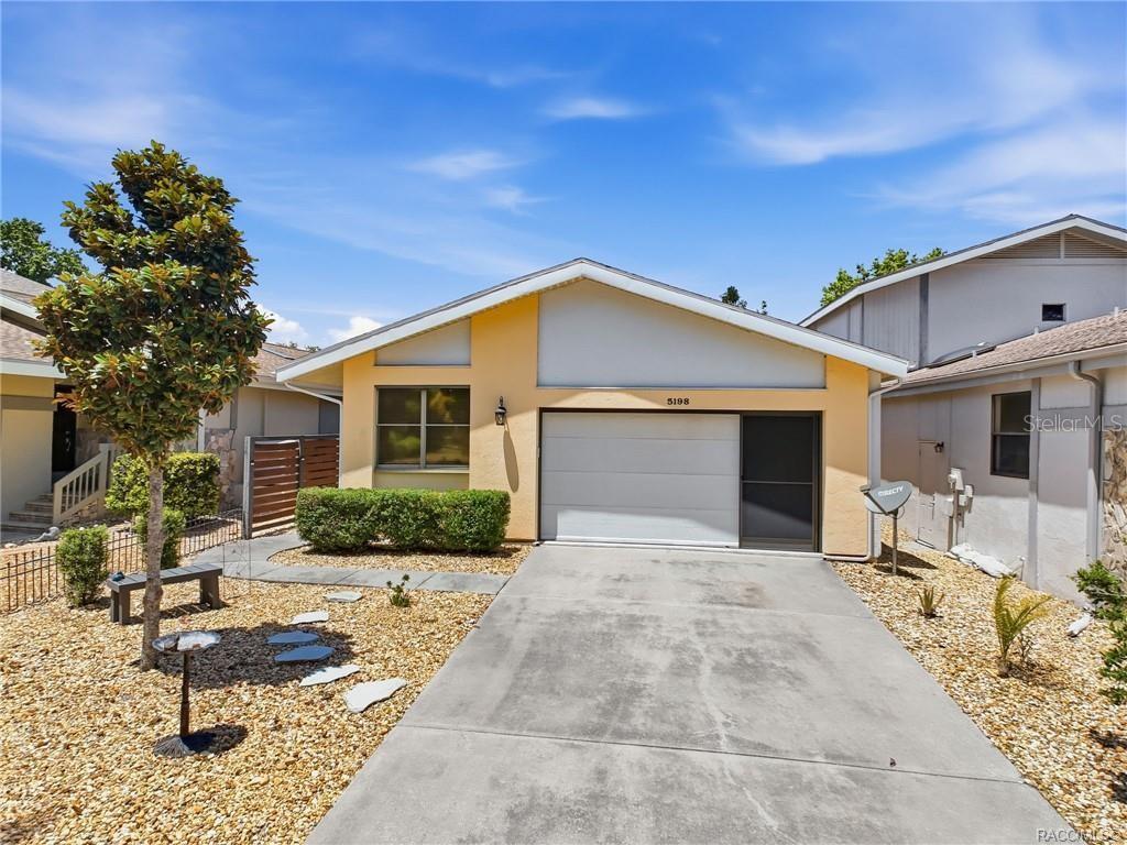 5198 S RIVERVIEW CIRCLE