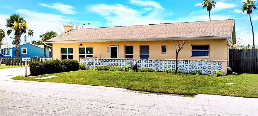 ***CORNER LOT!*** Exceptional Development Opportunity by the Gulf! There's established utilities w/ no impact fees for this lot 48 x 100 is perfectly positioned for a simple residential project or a bespoke custom residence. Potential for rooftop terraces would offer panoramic views of the Intracoastal and Gulf of Mexico. This versatile location offers the flexibility to suit your lifestyle and goals. Nestled near the pristine shoreline, this property lies within one of the Gulf Coast's most sought-after communities. Enjoy the walkable coastal lifestyle with easy access to the Beach Trolley, Downtown, and a multitude of nearby amenities. Just moments from the renowned John's Pass Village, a top vacation destination with over 120 shops, bars, restaurants, and endless waterfront adventures including dolphin tours, fishing charters, pirate cruises, parasailing, and jet ski rentals. ***ACV STRUCTURE APPRAISAL VALUE IS HIGHER THAN FEMA ASSESSED STRUCTURE VALUE***