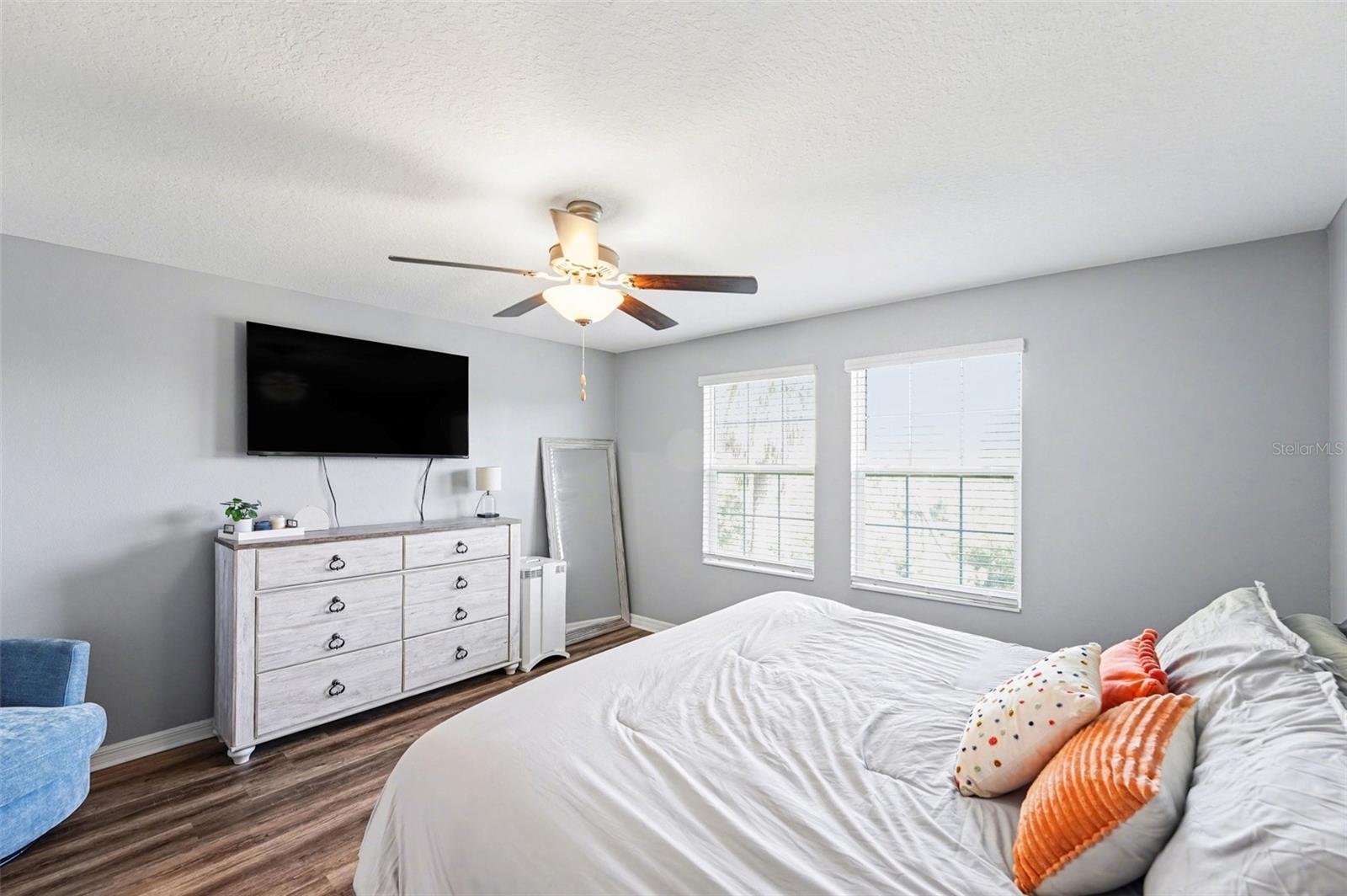 PALM RIVER TWNHMS PH 2 - Residential