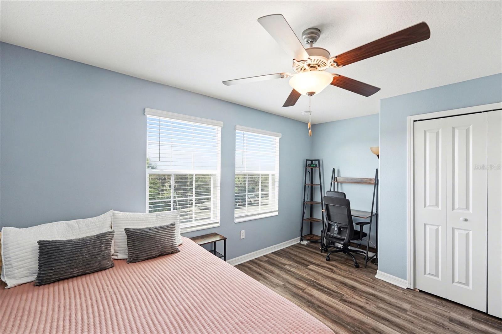 PALM RIVER TWNHMS PH 2 - Residential