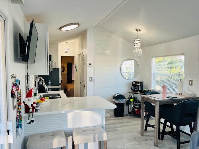 2429 LIMEWOOD AVENUE