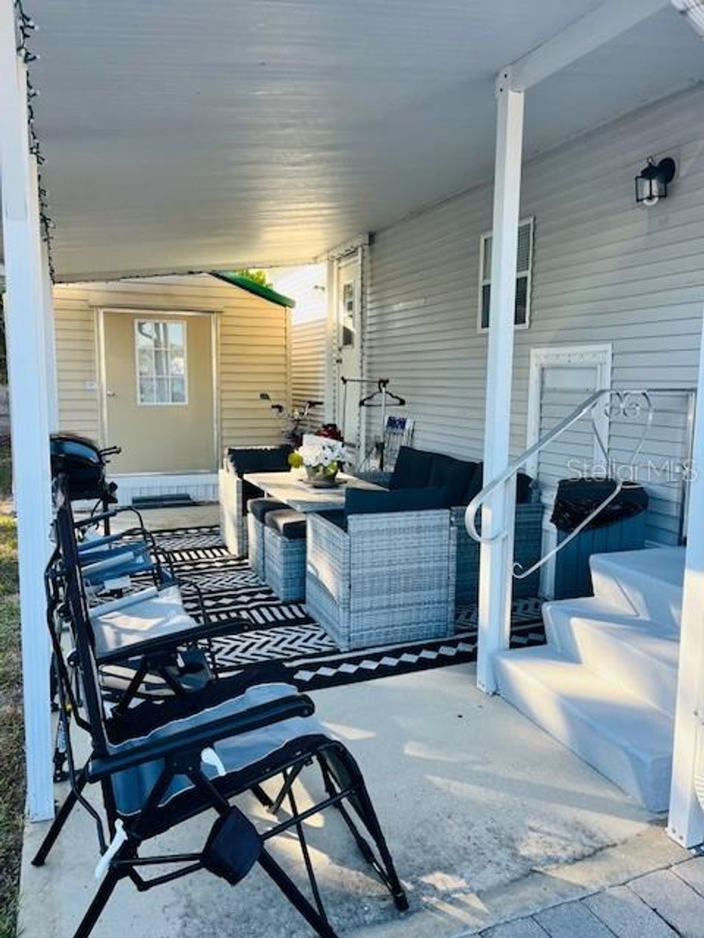 Photo of 2429 Limewood Avenue, Clermont, FL 34714 (MLS # L4958064)