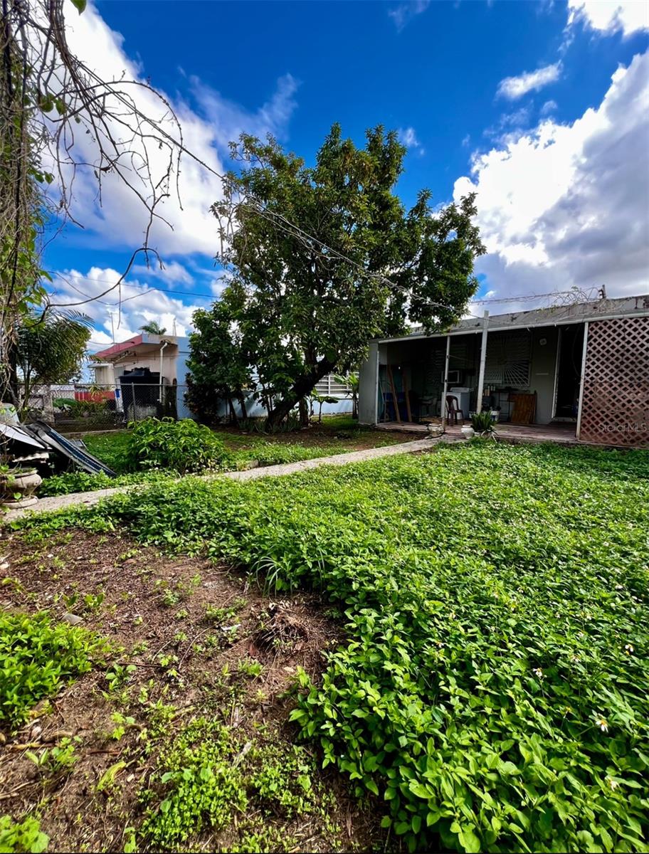 URB HERMANAS DAVILA - Residential