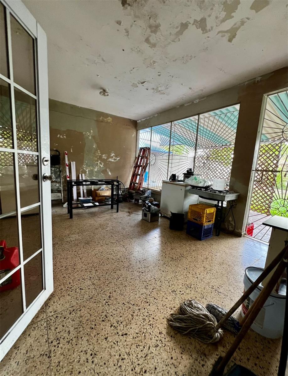 URB HERMANAS DAVILA - Residential