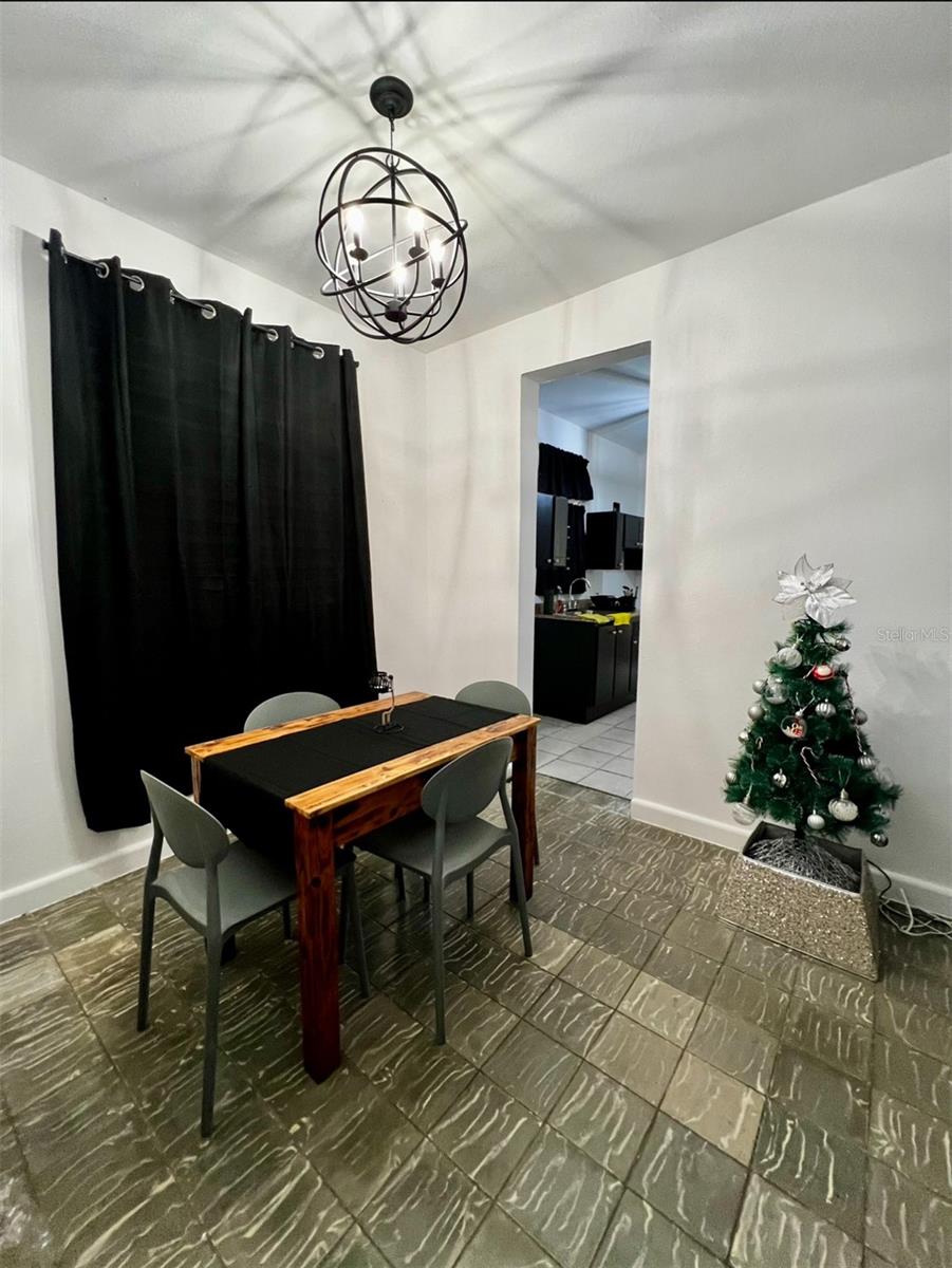 URB HERMANAS DAVILA - Residential