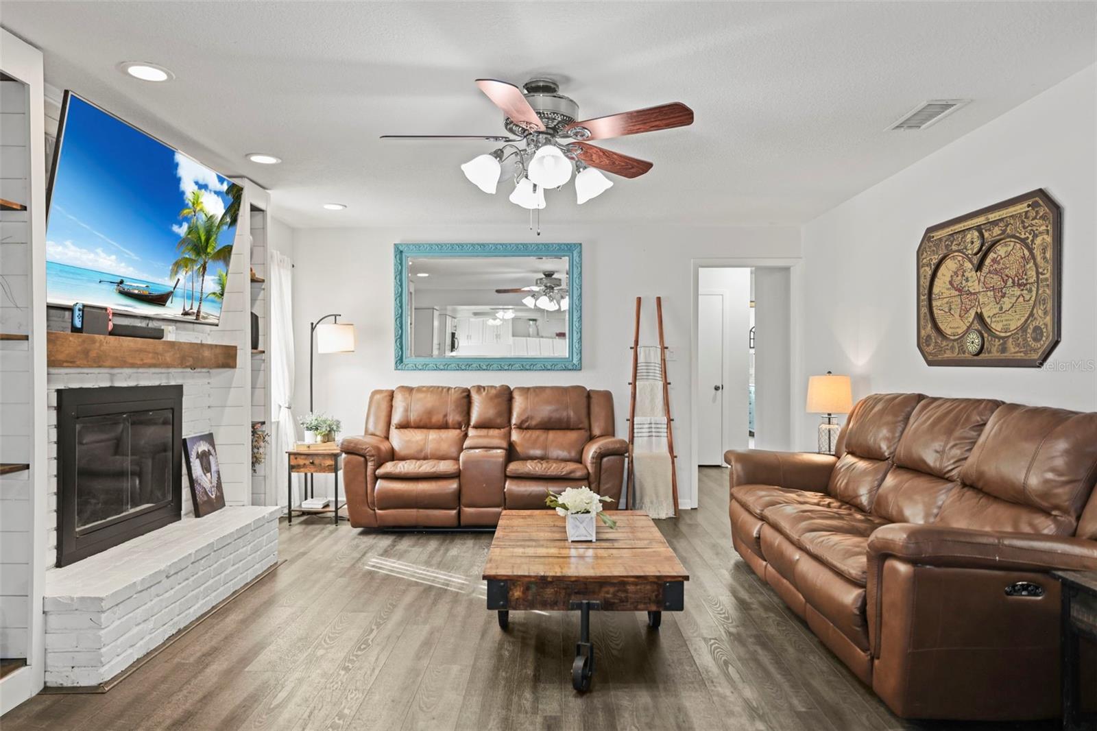 OAK GROVE ESTATES - Residential