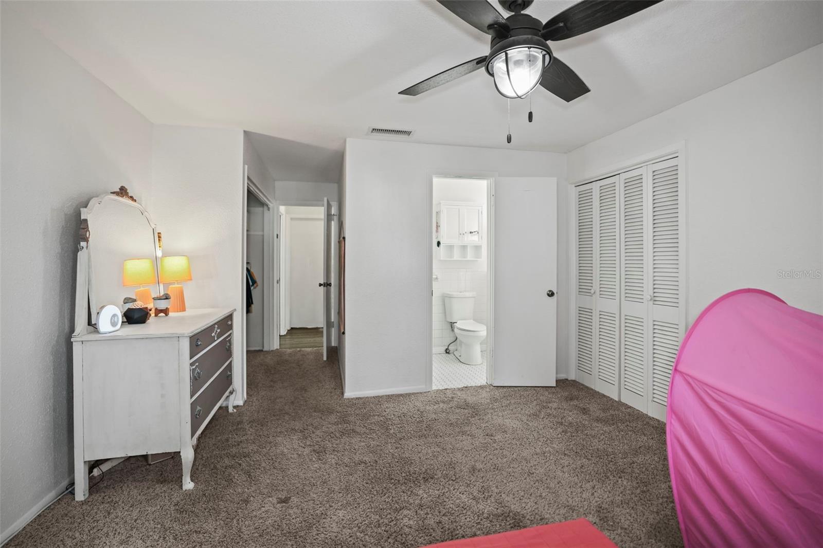 OAK GROVE ESTATES - Residential