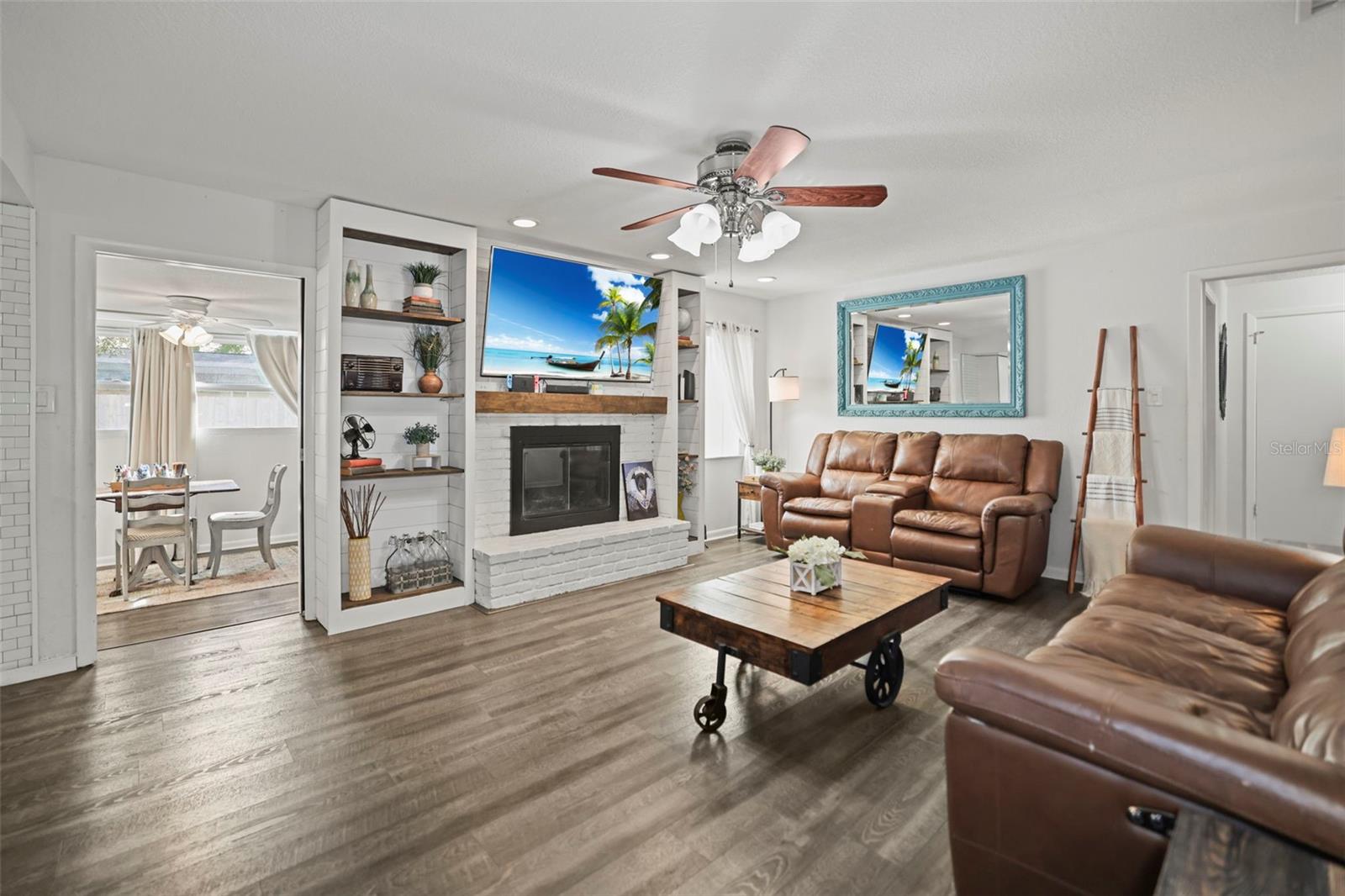 OAK GROVE ESTATES - Residential