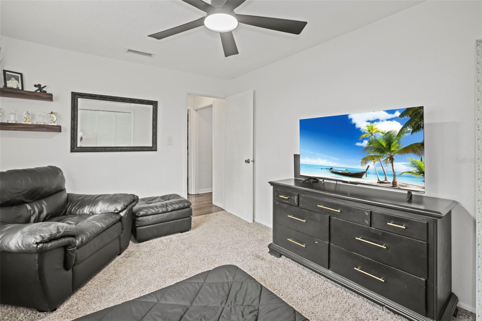 OAK GROVE ESTATES - Residential