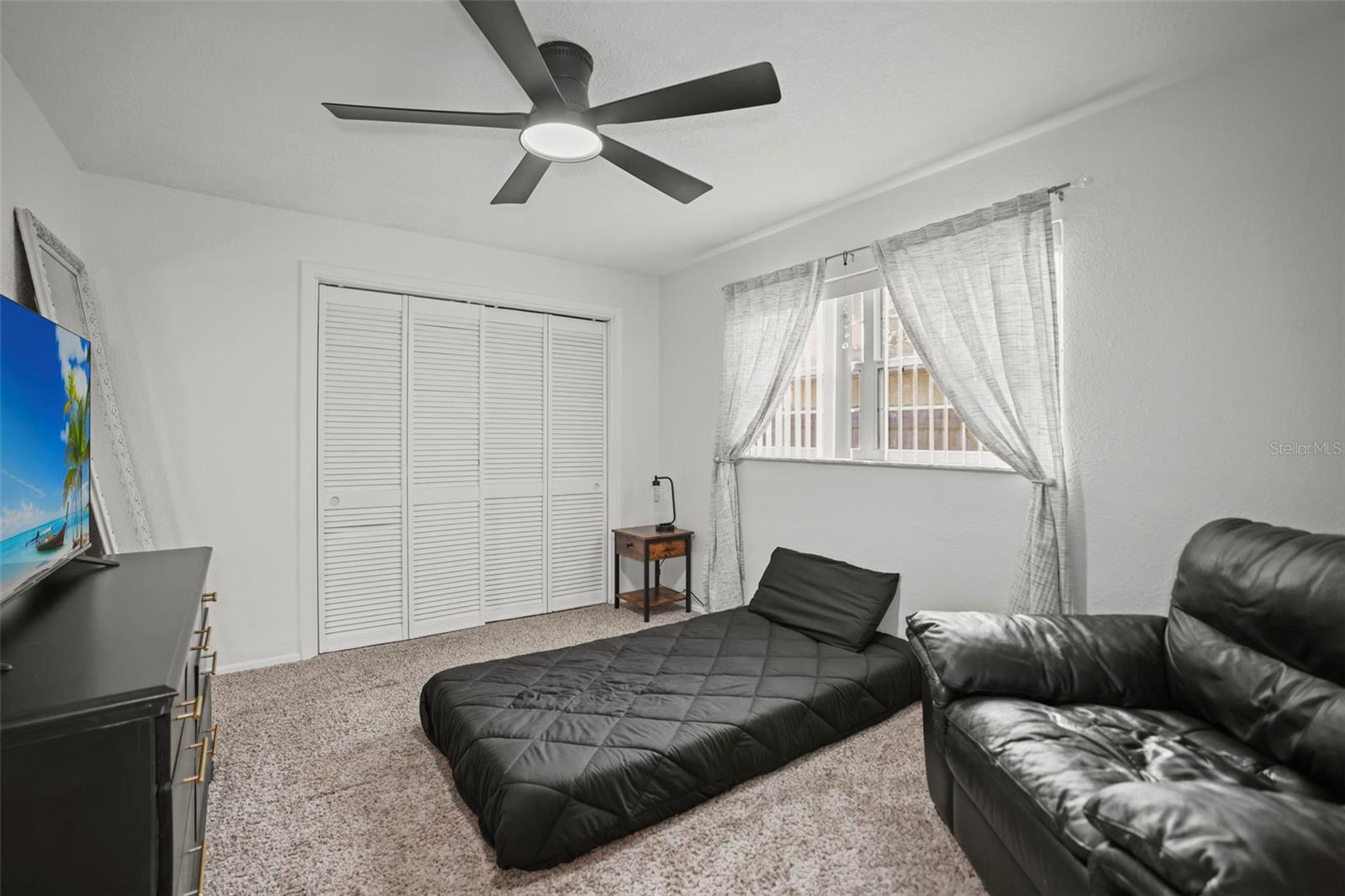 OAK GROVE ESTATES - Residential