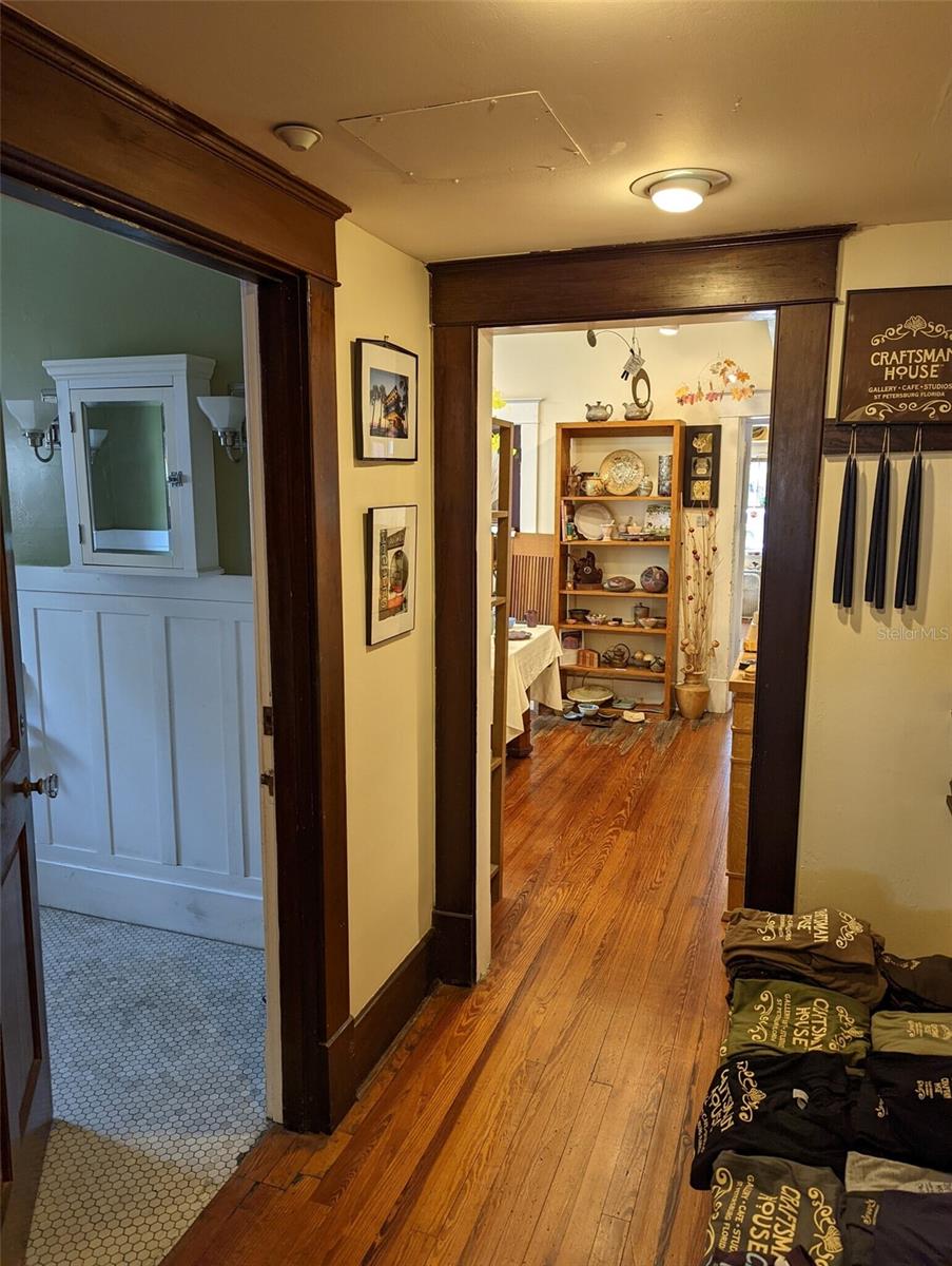 HALLS CENTRAL AVE 2 - Residential