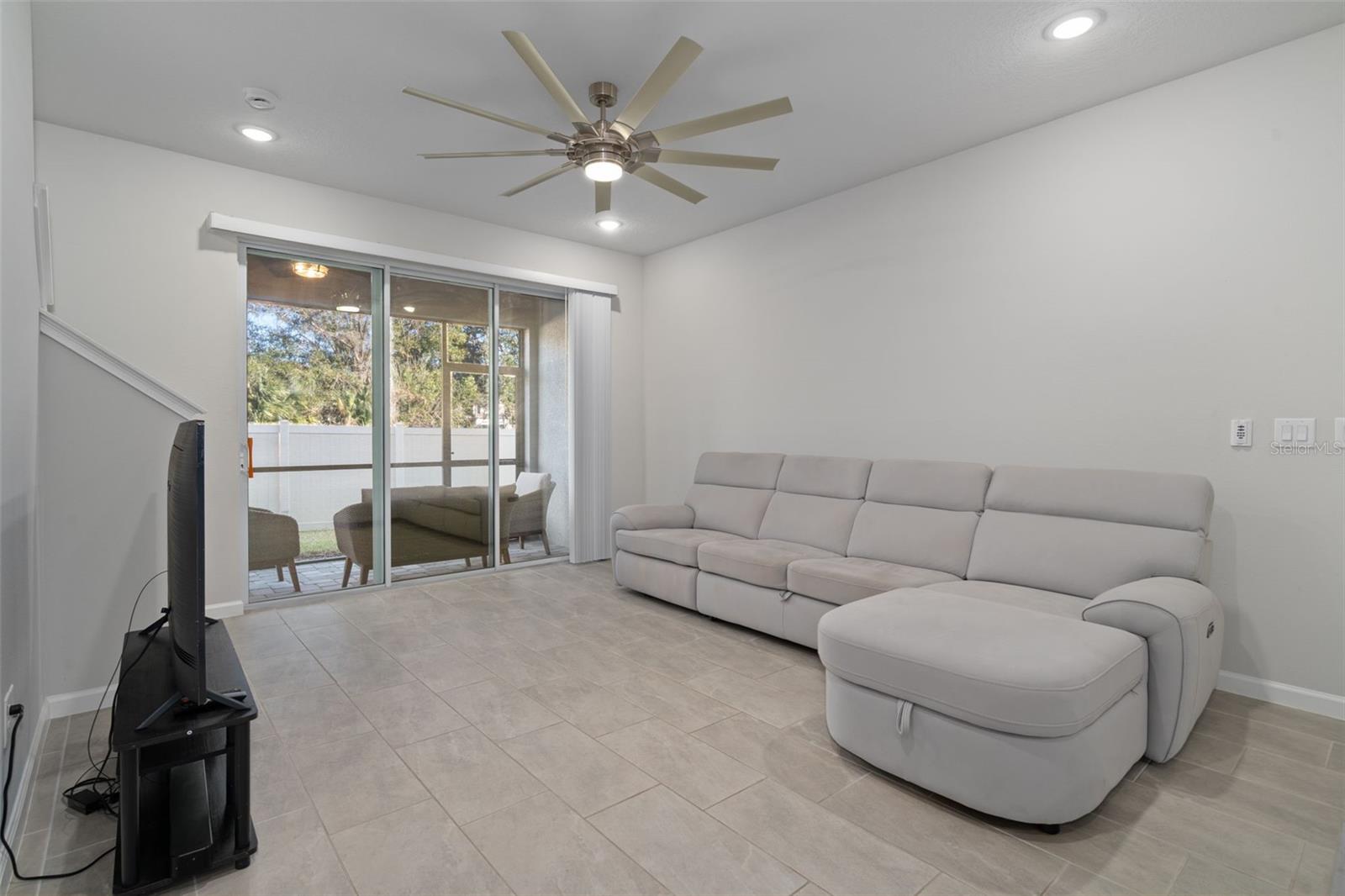 CITRON GROVE - Residential