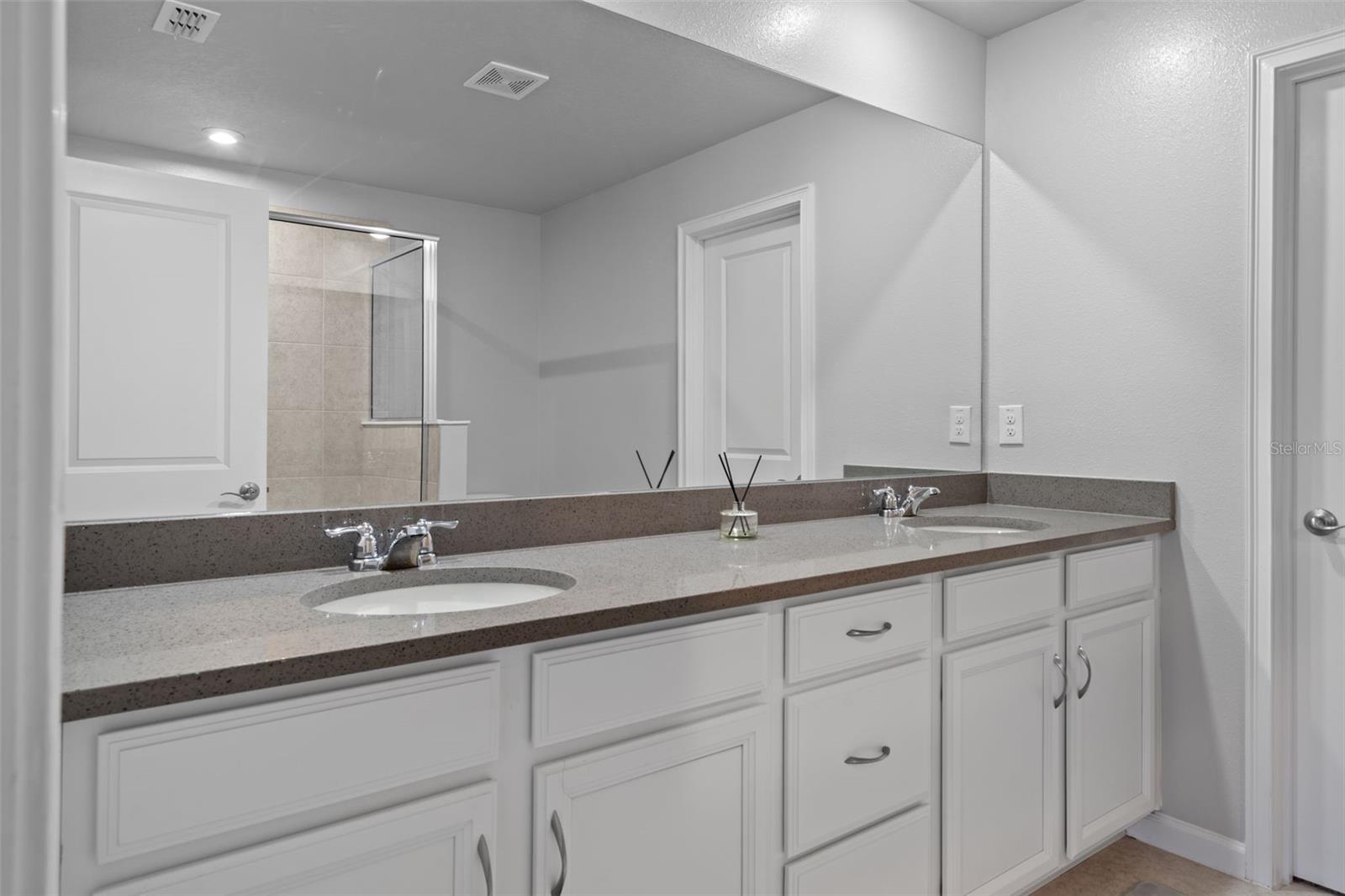 CITRON GROVE - Residential