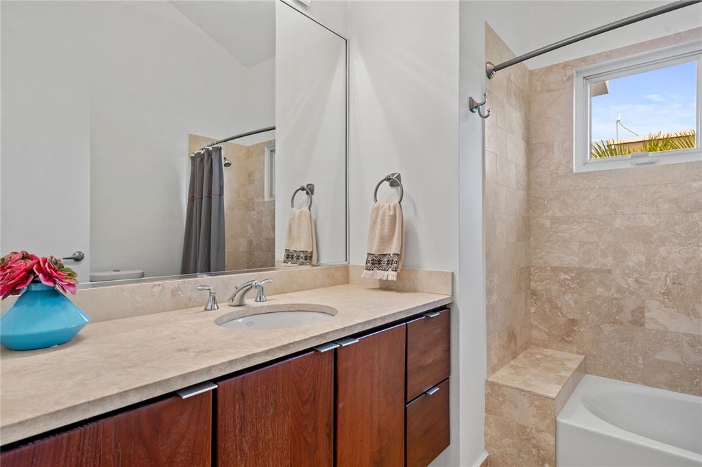 DORADO BEACH EAST - Residential