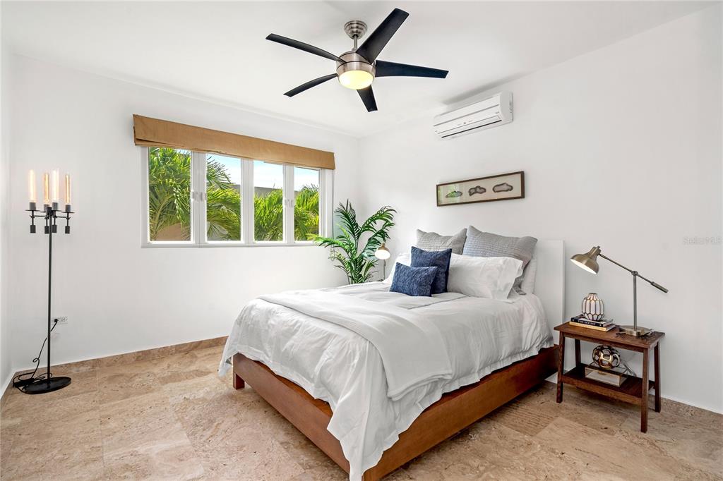 DORADO BEACH EAST - Residential