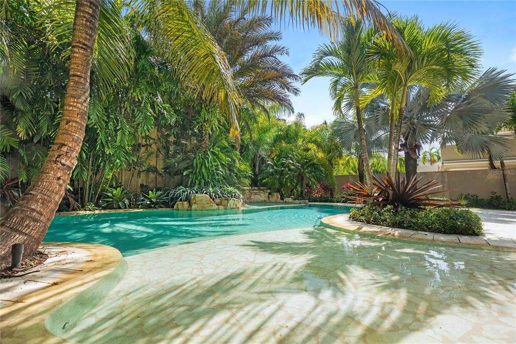 DORADO BEACH EAST - Residential