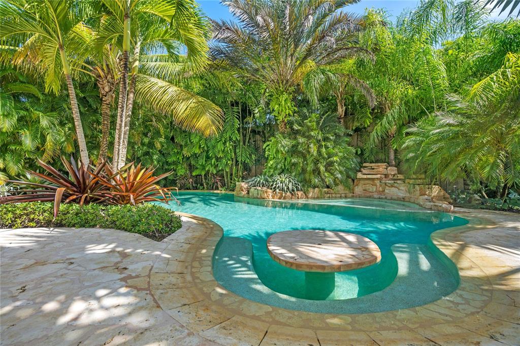 DORADO BEACH EAST - Residential