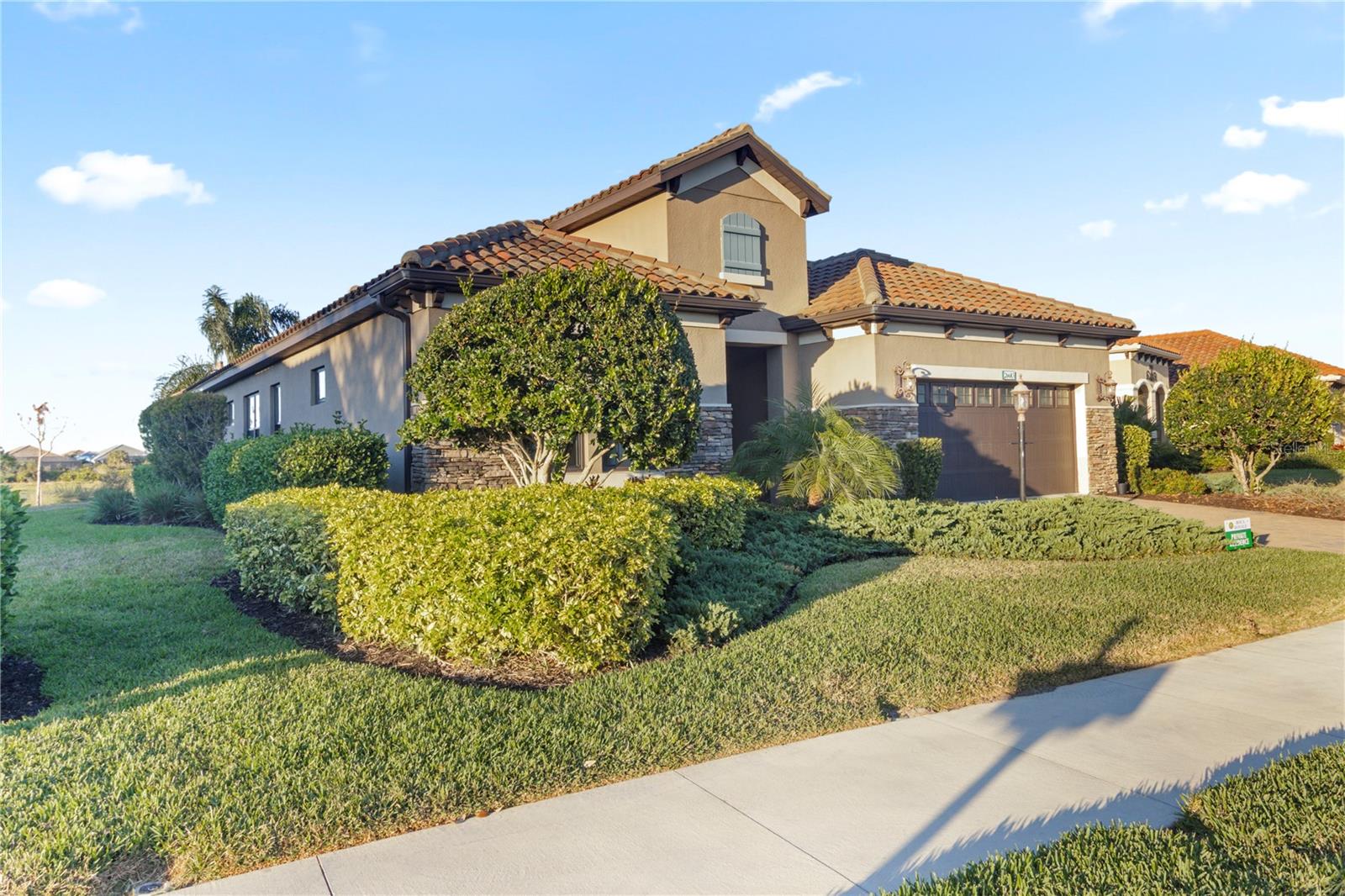 26683 RAPHIS ROYALE BOULEVARD