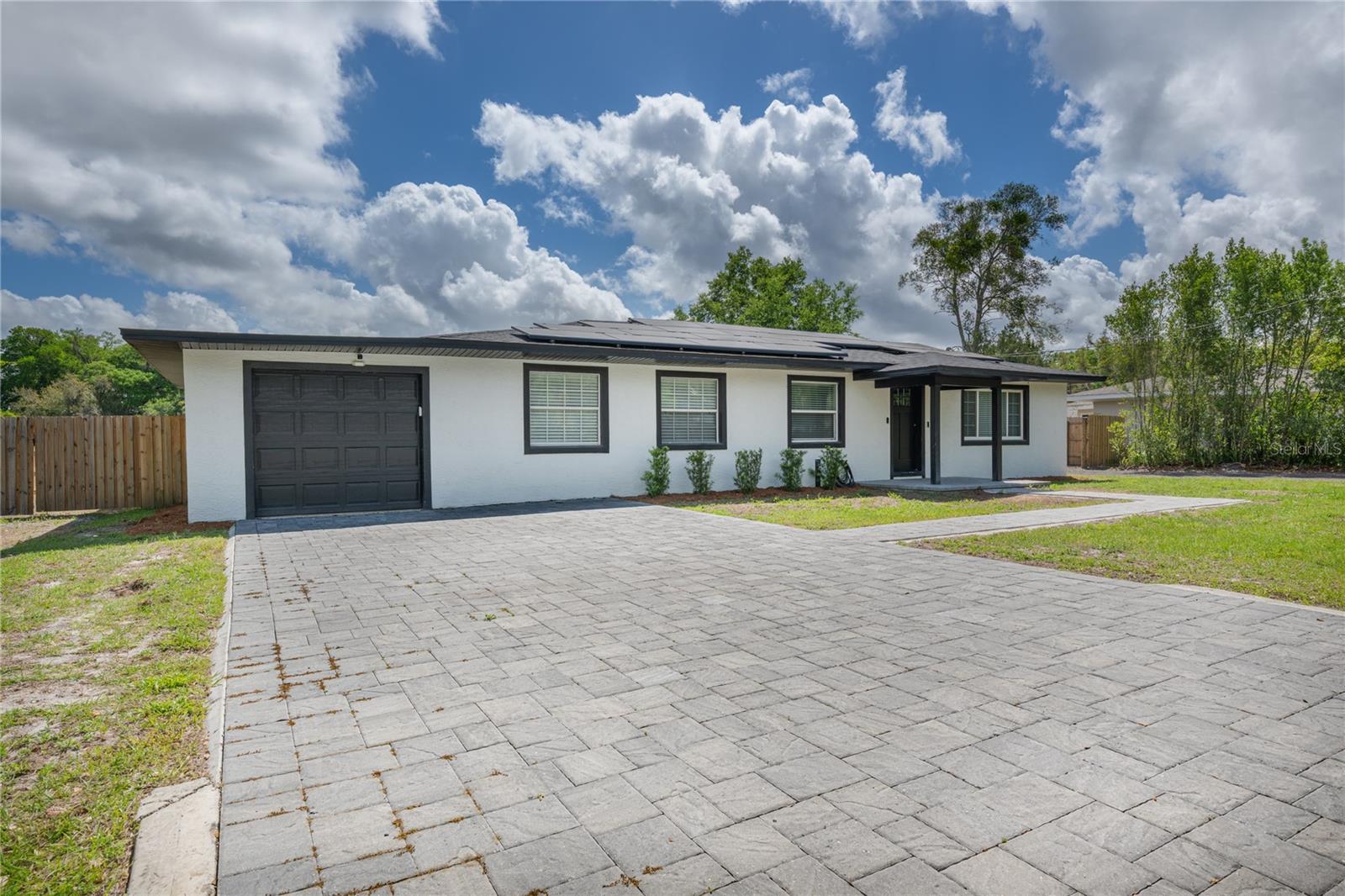 PLANTATION ESTATES - Residential