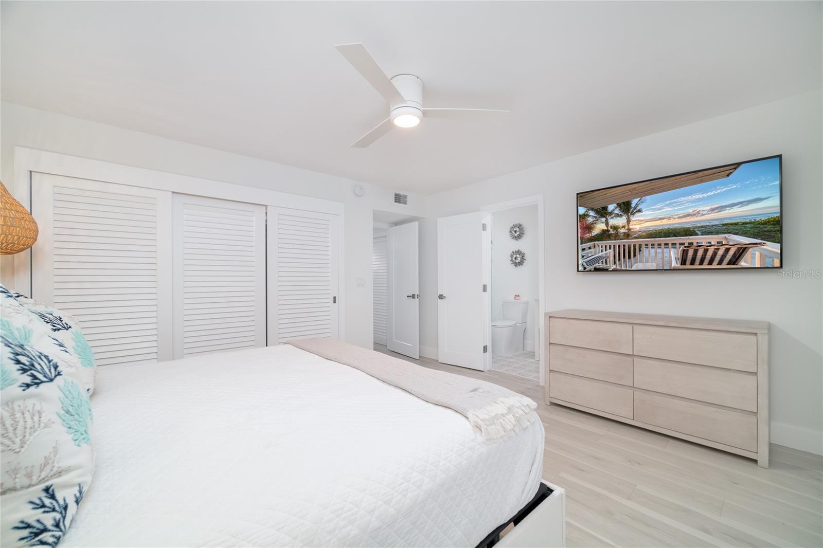 BEACH HOUSE OF INDIAN - Residential