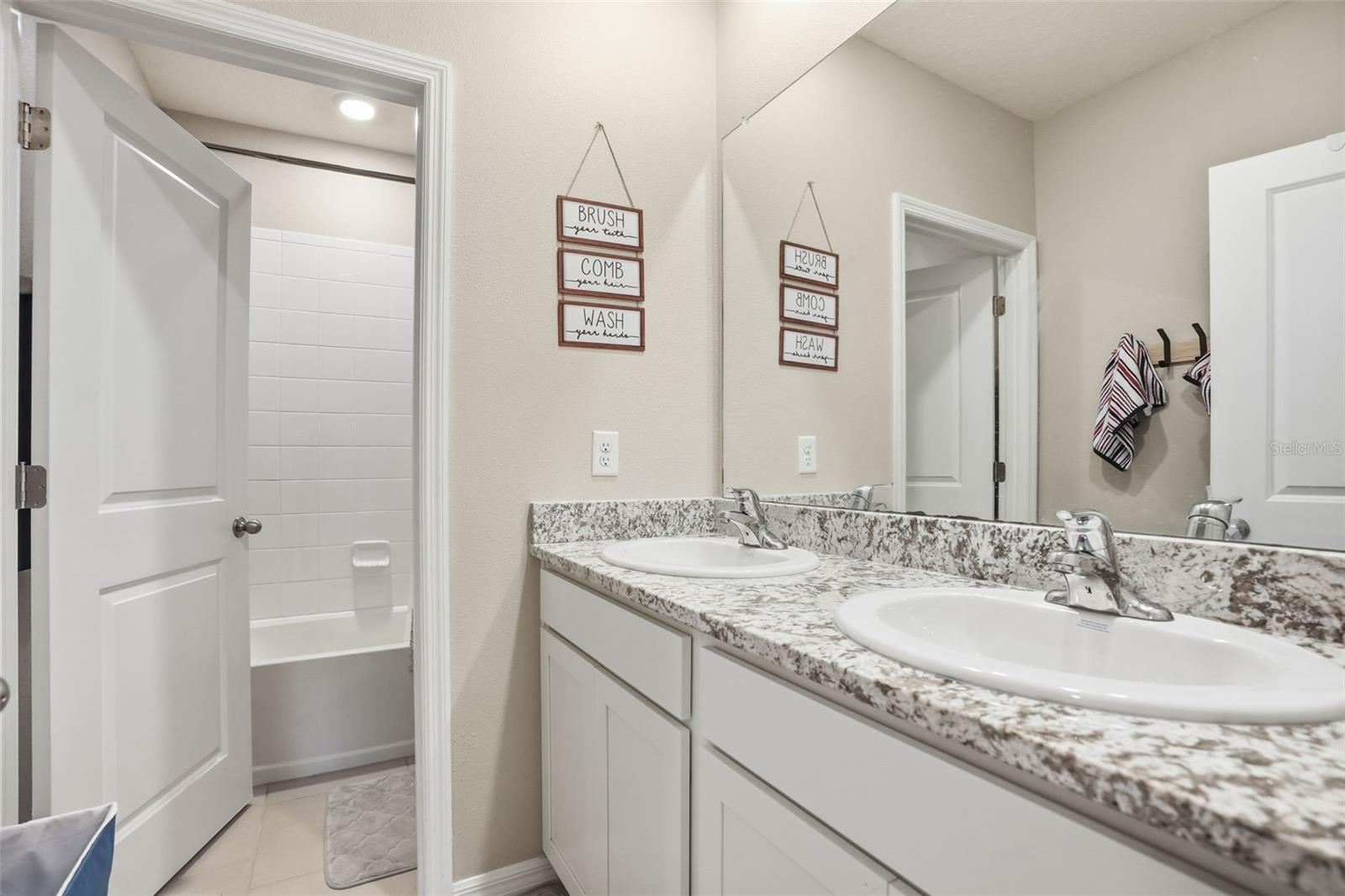 AVALON PARK WEST PH 3 - Residential