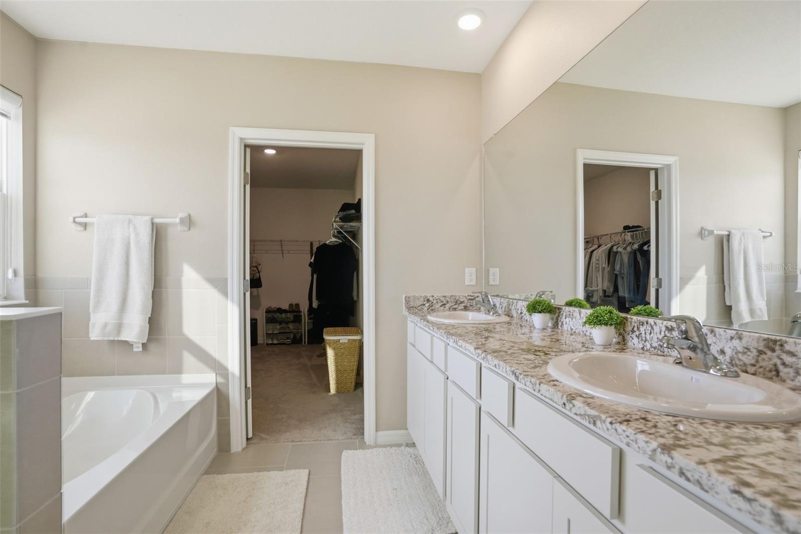 AVALON PARK WEST PH 3 - Residential