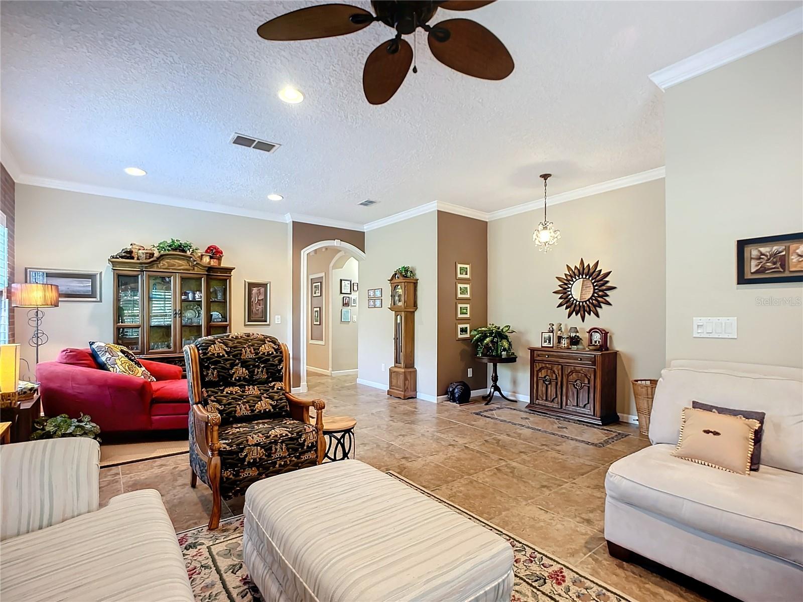 LAS CALINAS - Residential