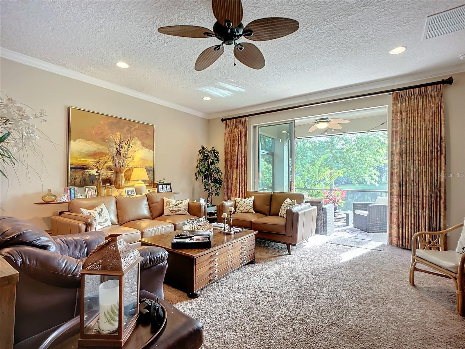 LAS CALINAS - Residential