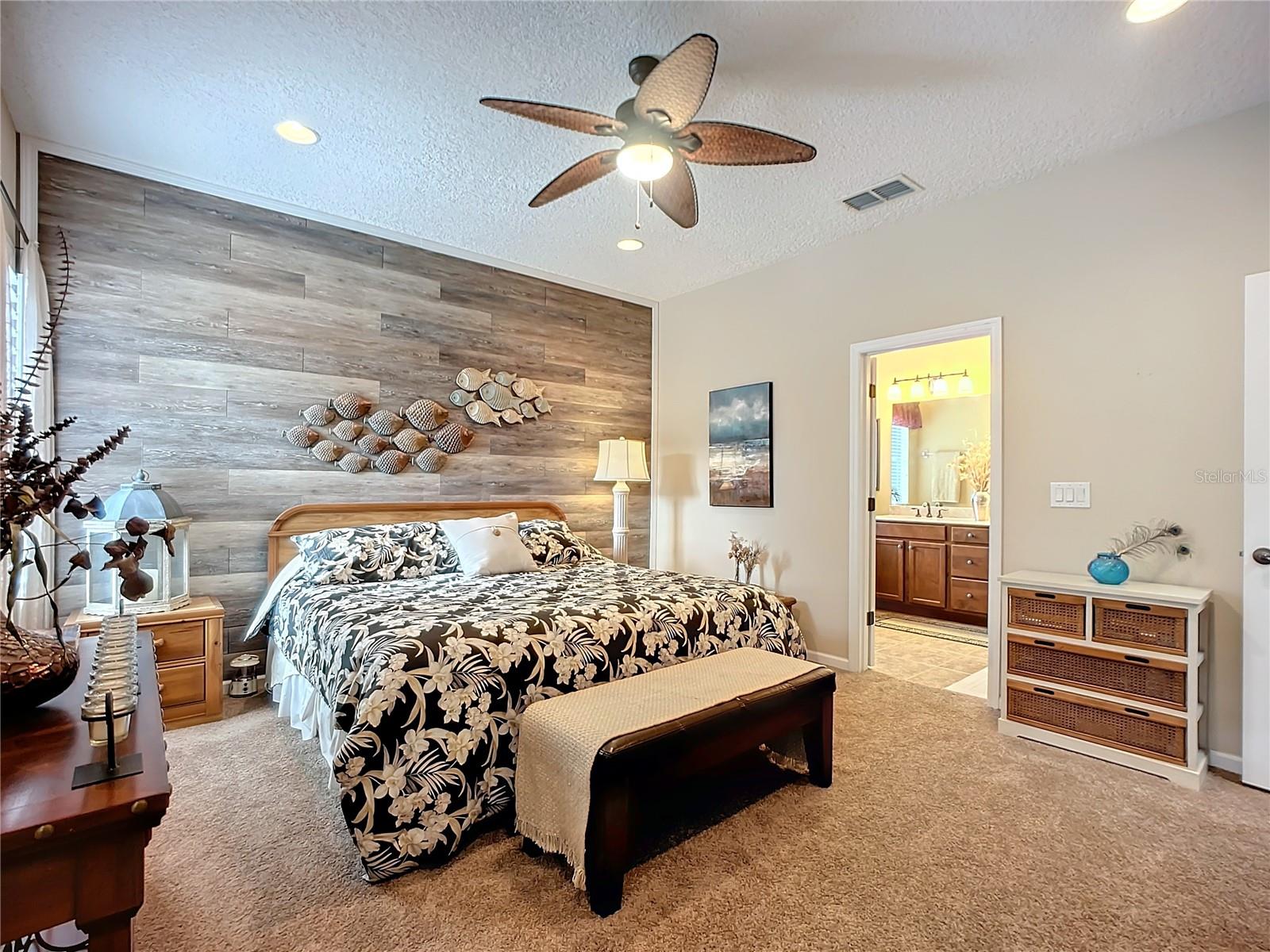 LAS CALINAS - Residential