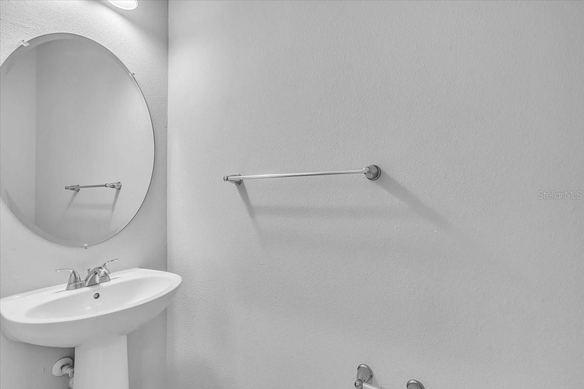 MOSS CREEK PH II SUBPH A - Residential Lease