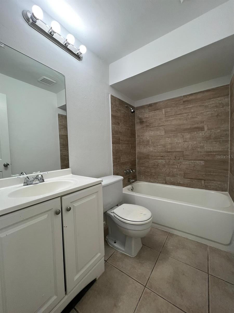 SHINGLE CREEK ESTATES - Residential Lease