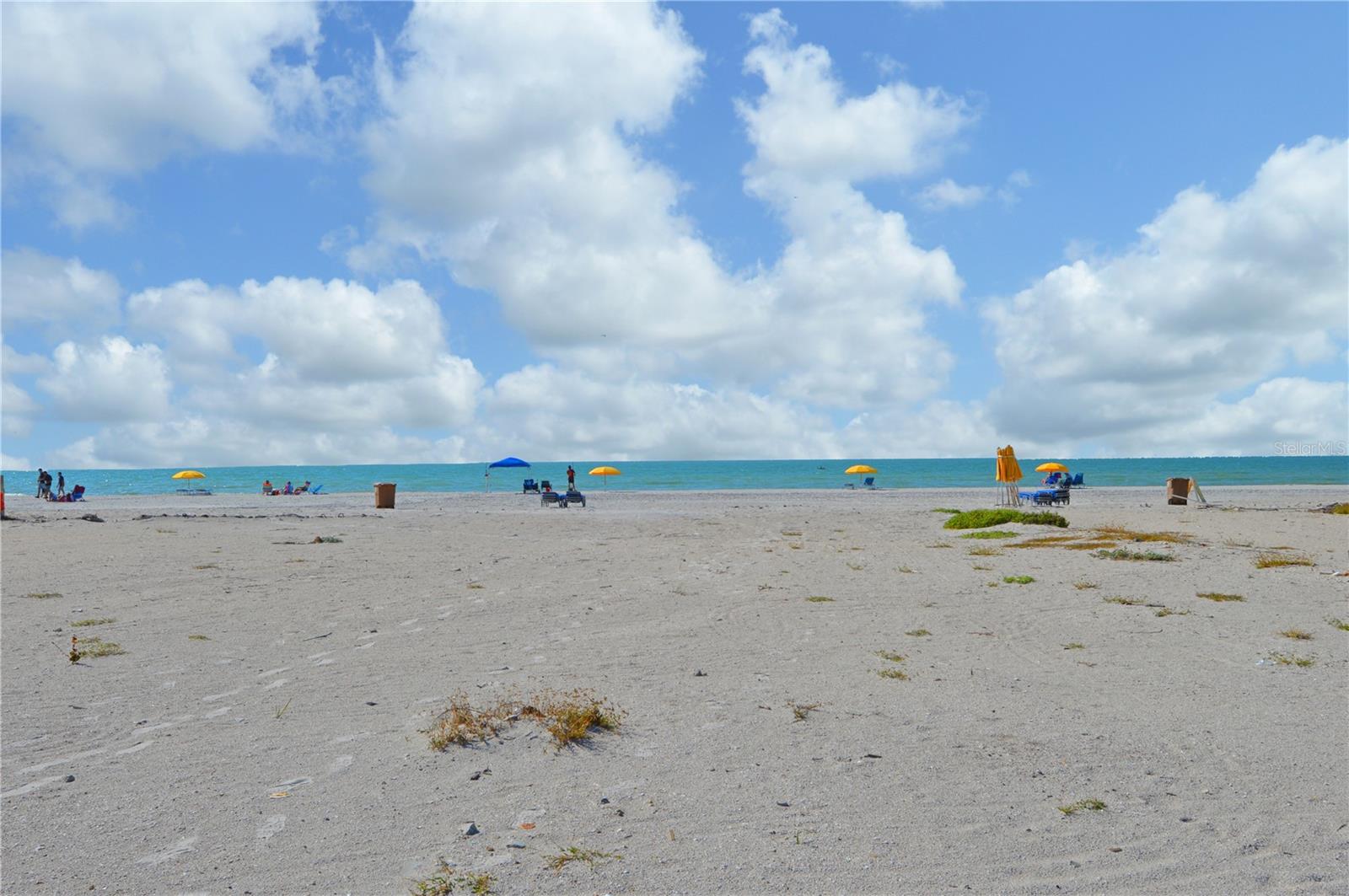 SUNNY SHORES - Residential Lease