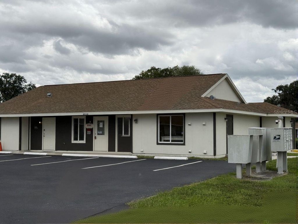 Photo of 2744 Botts Landing Road #204, Deland, FL 32720 (MLS # O6356991)