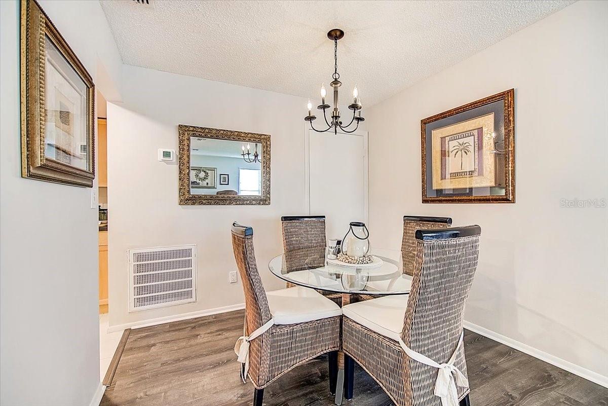 Photo 12 of 49 of 108 FERNWOOD CIRCLE condo