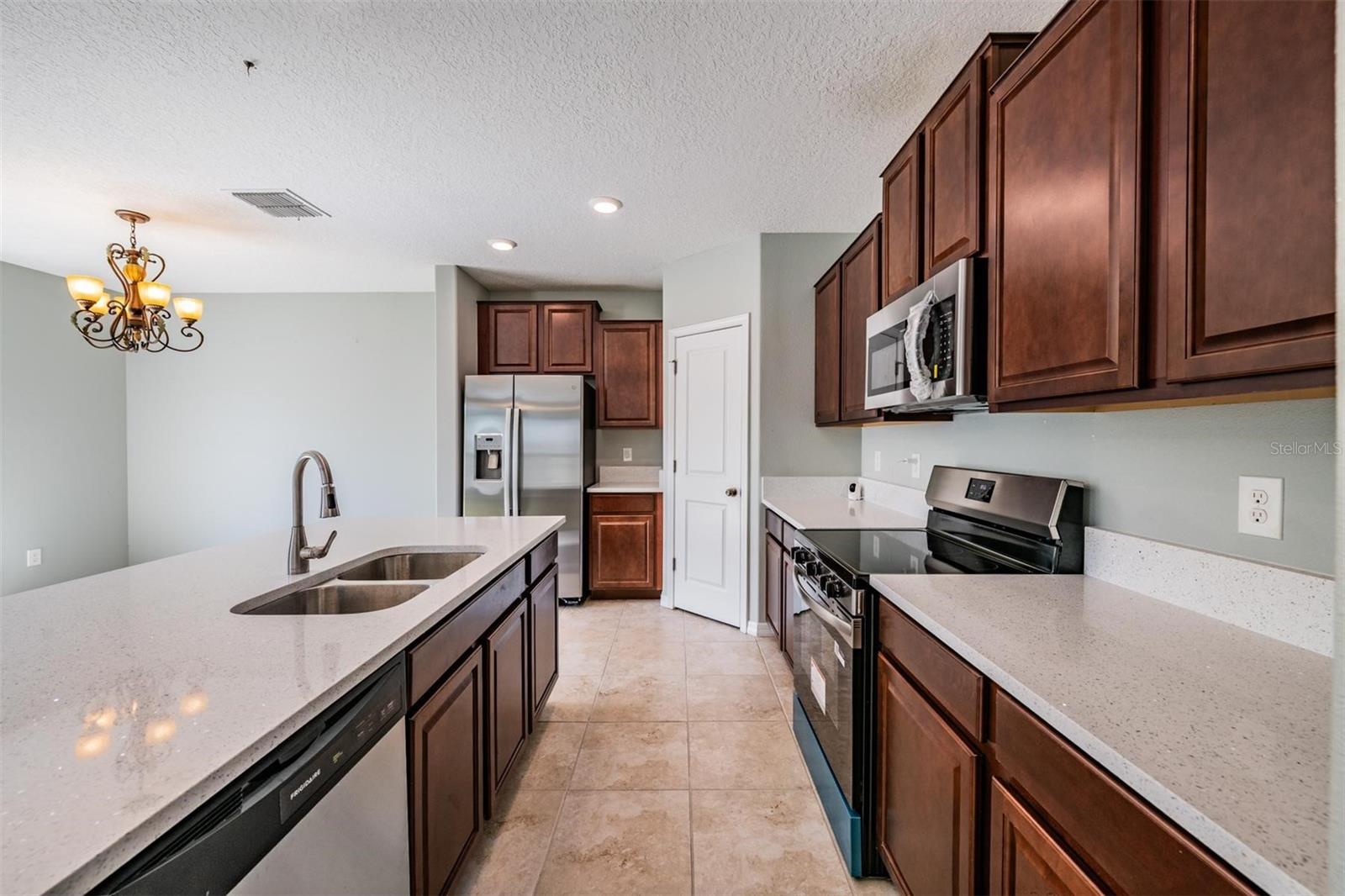 RIVERBEND WEST PH 1 - Residential