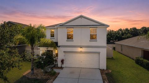 Photo of 253 Cascade Bend Drive, Ruskin, FL 33570 (MLS # TB8506718)