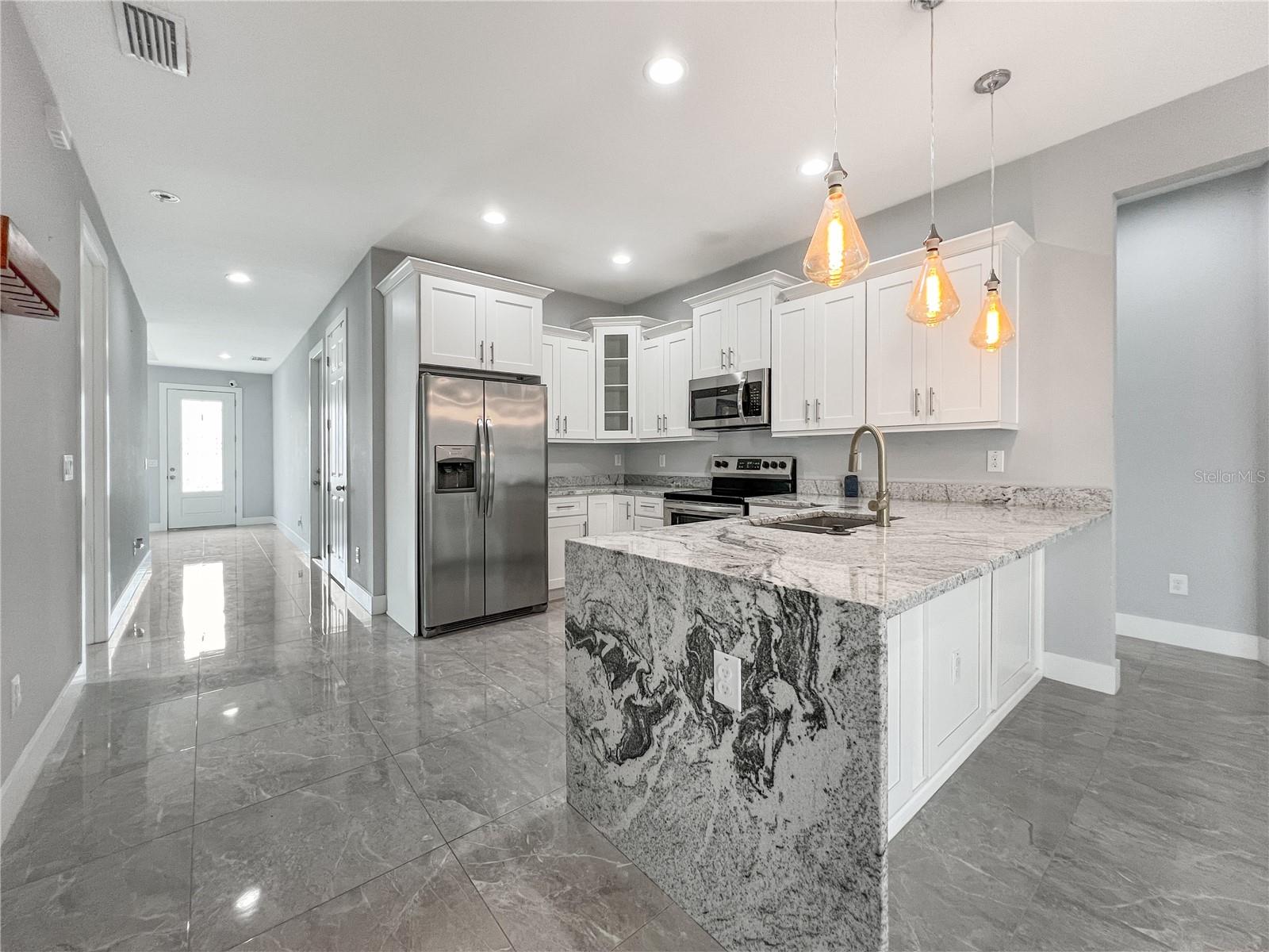 HAMNERS MARJORY B RENMAH - Residential Lease