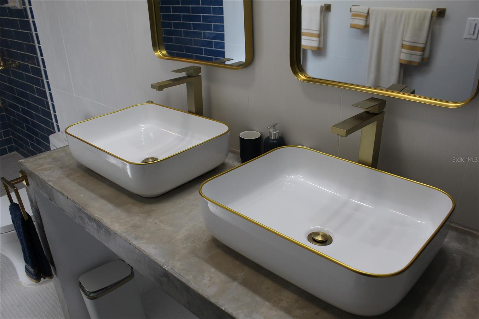 VILLA BORINQUEN - Residential