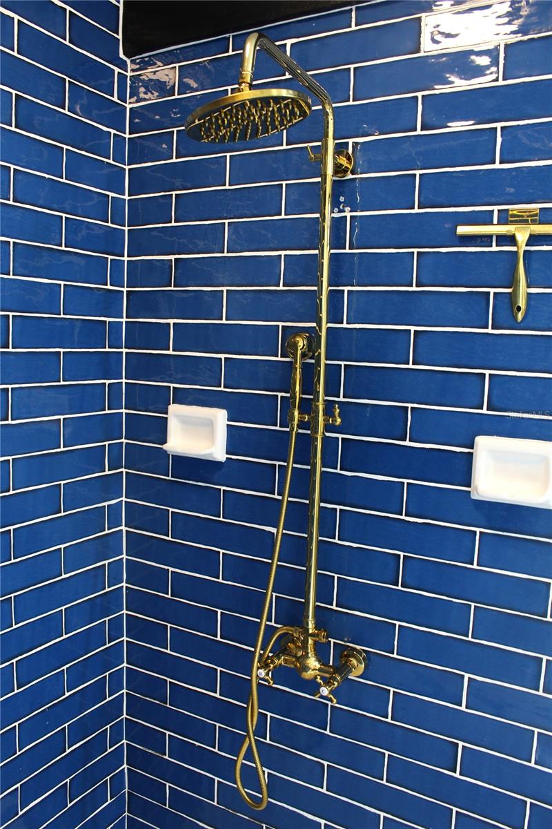 VILLA BORINQUEN - Residential