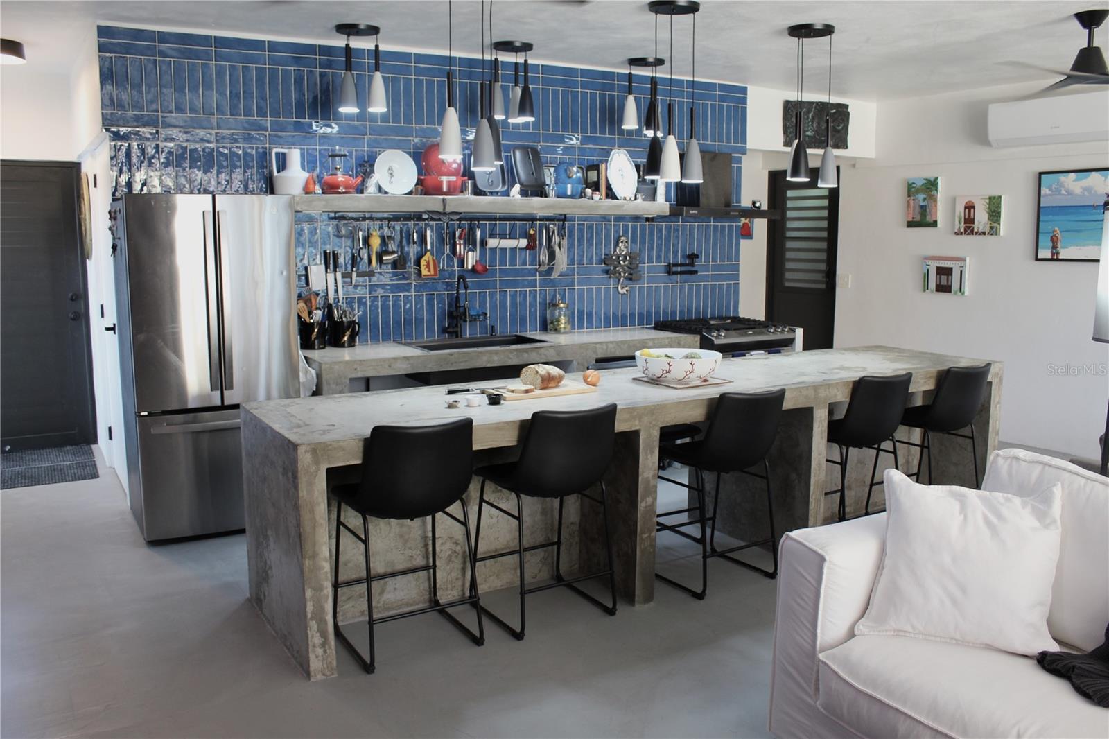 VILLA BORINQUEN - Residential