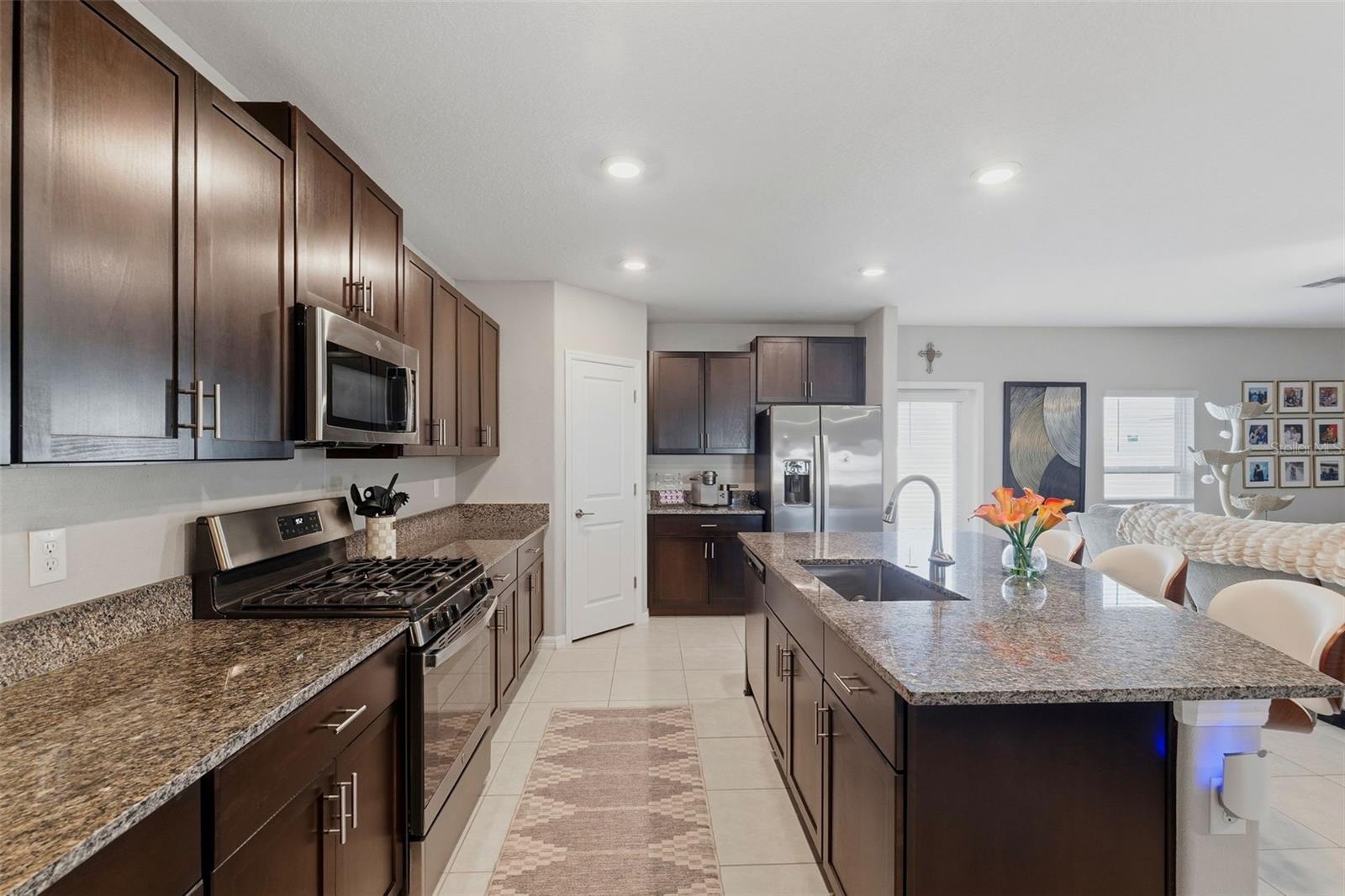 10323 POSEIDON WAY, RIVERVIEW, FL, 33578 4 10323 POSEIDON WAY
