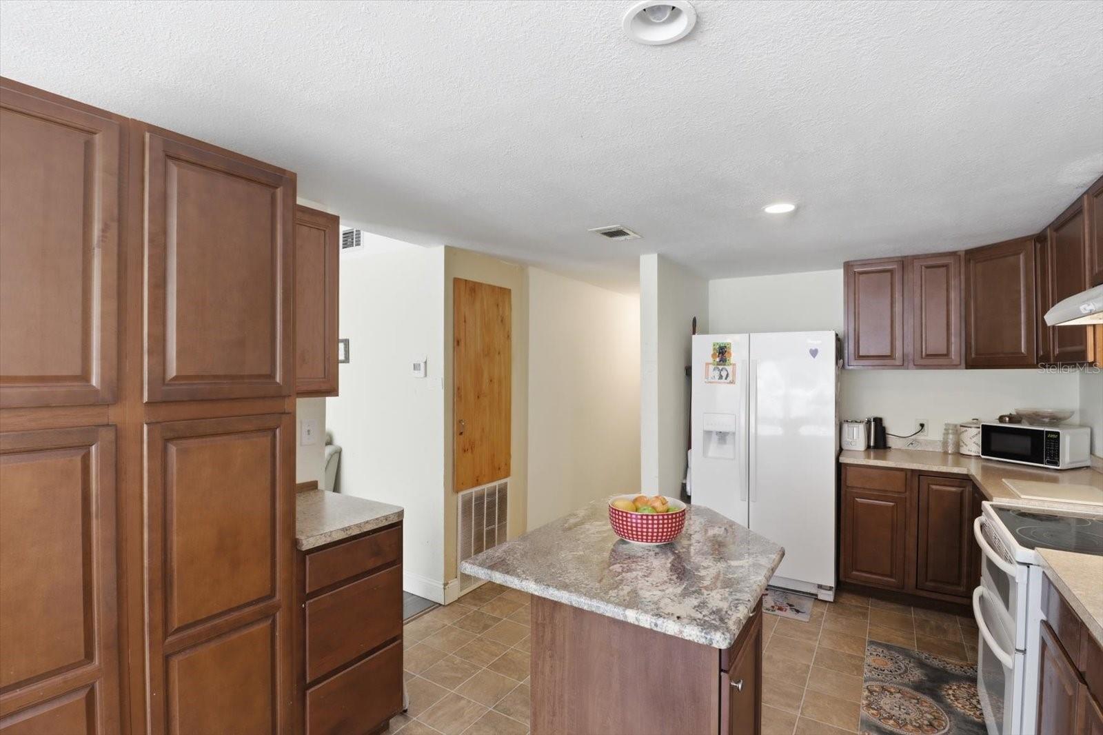 QUAIL RUN RETREATS UNREC SUB - Residential