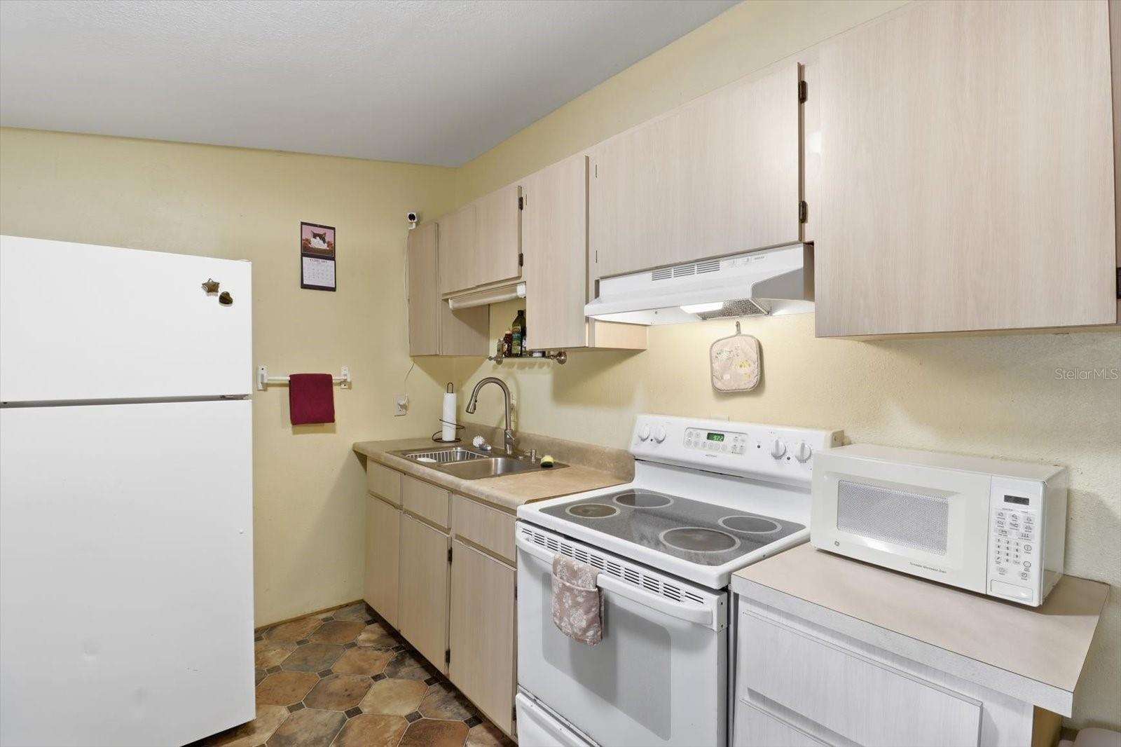 QUAIL RUN RETREATS UNREC SUB - Residential