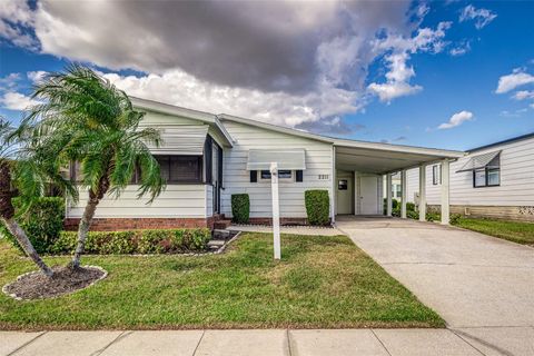 A home in LAKELAND