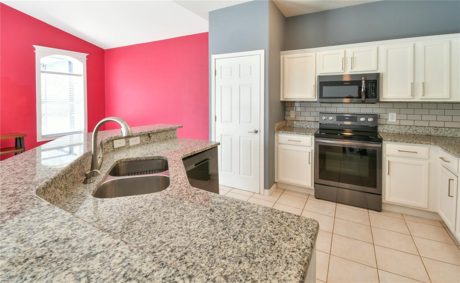 VILLAGE AT TUSCAN RIDGE - Residential Lease