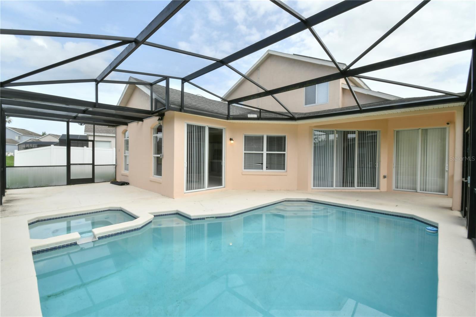 VILLAGE AT TUSCAN RIDGE - Residential Lease