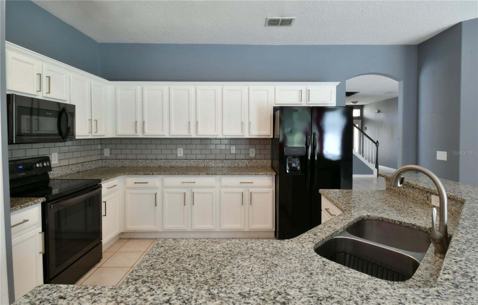VILLAGE AT TUSCAN RIDGE - Residential Lease