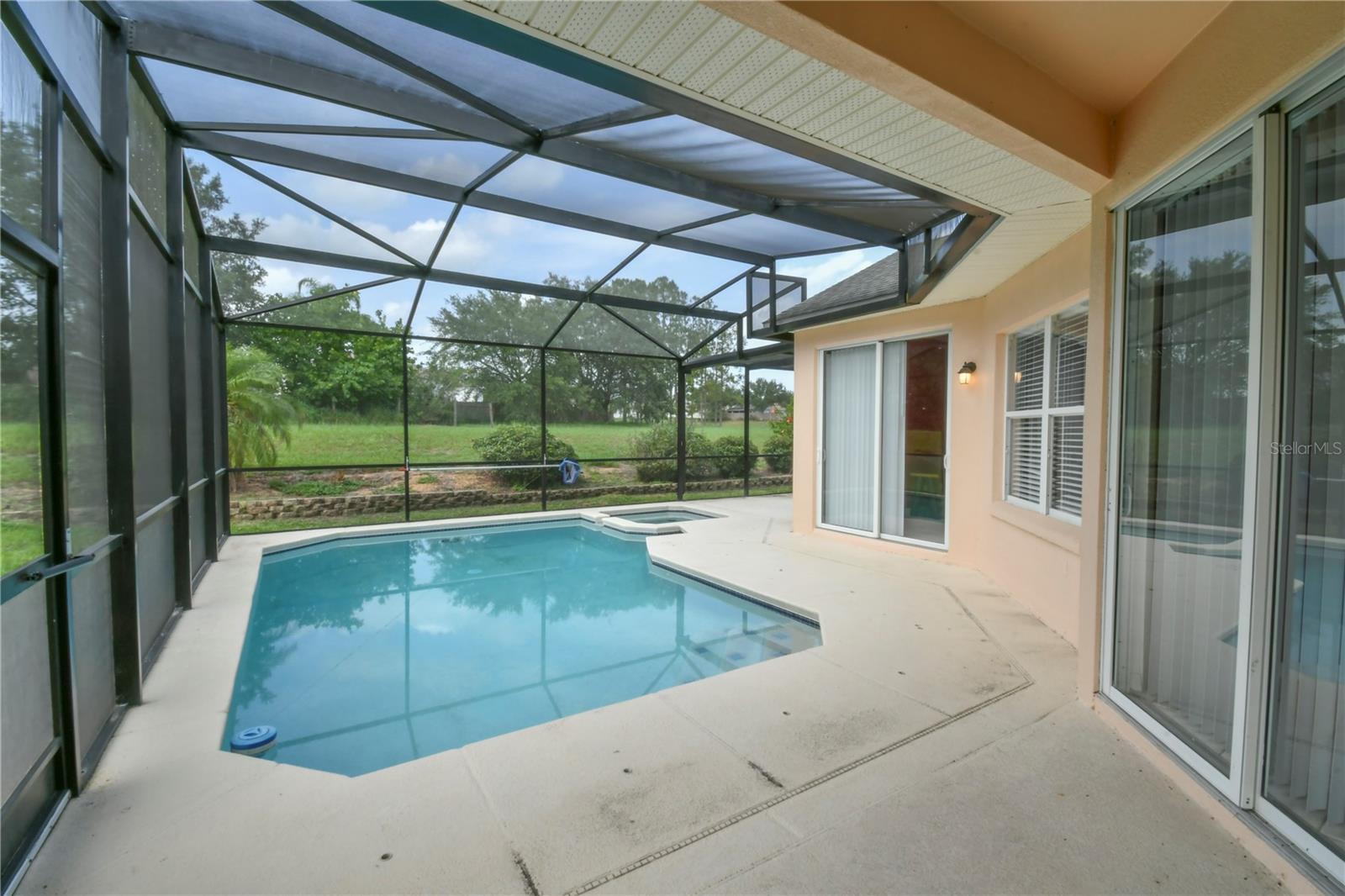 VILLAGE AT TUSCAN RIDGE - Residential Lease