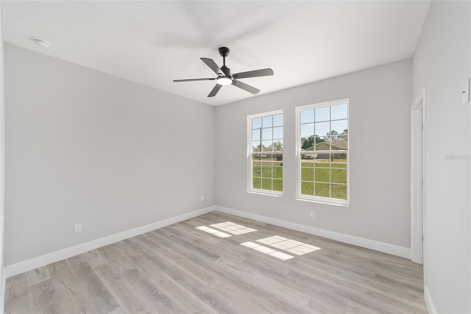 WILLISTON HYLNDS GOLF & C CLUB ESTATE - Residential Lease